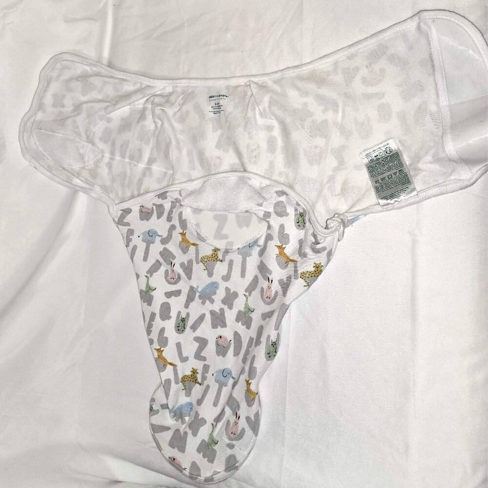 Aden + Anais Essential Wrap Swaddle Zip Bottom Animal Alphabet Print Size 0-3